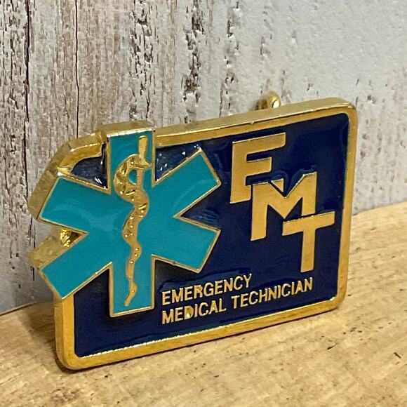 EMT Ladies Belt Buckle Paramedic First‎ Responder Enamel Embossed - Picture 2 of 5